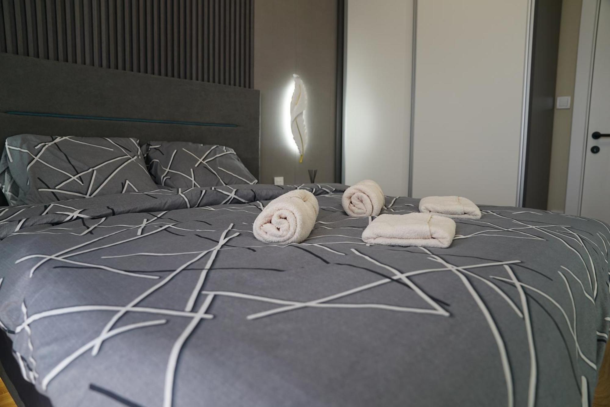 Diamond 72 Apartment , Skopje City - Center, Diamond Residences, Free Parking Exterior photo